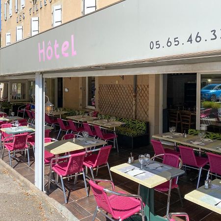 Hotel Les Tilleuls De Pareloup A Salles-Curan Exterior photo